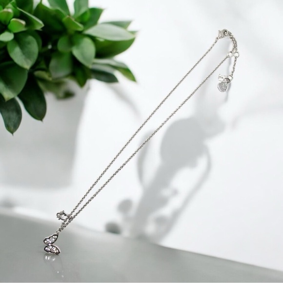 DIOR Butterfly CD Logo Necklace 😍✨🦋 - Picture 3 of 8